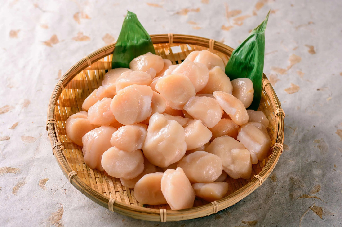 Satisfying set of 6 popular seafood products (salmon roe, scallops, snow crab, thickly sliced sockeye salmon, striped atka mackerel, mentaiko)